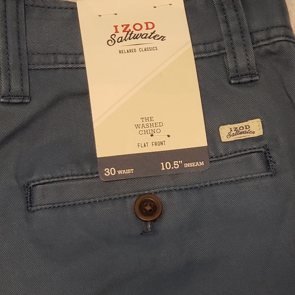 IZOD men's shorts - Picture 3 of 3